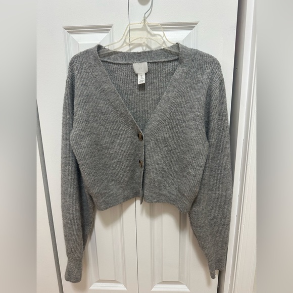 H&M Grey Cardigan - Picture 1 of 1